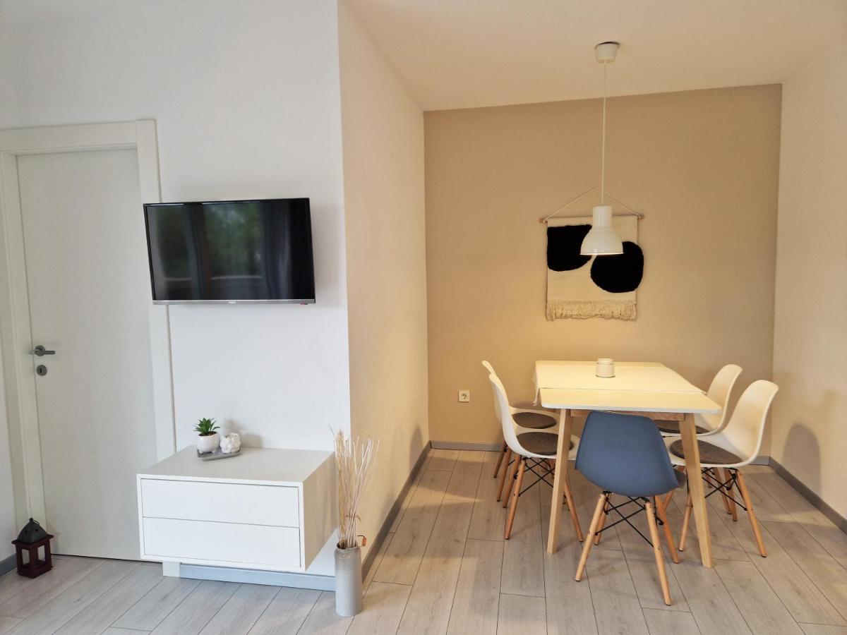 Apartments Nina Rab Town Bagian luar foto