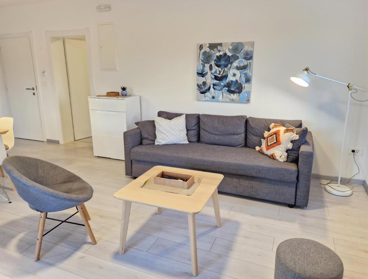 Apartments Nina Rab Town Bagian luar foto