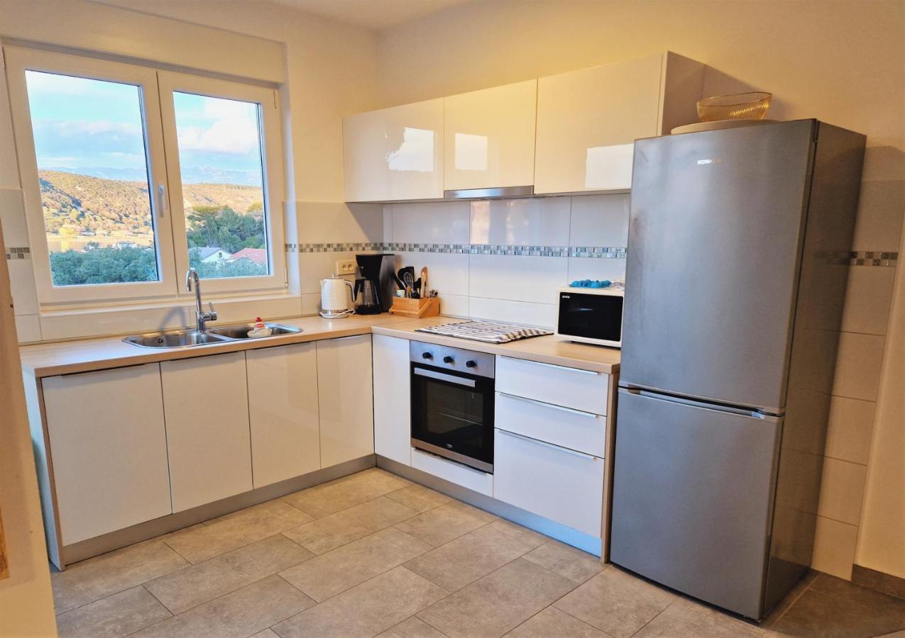 Apartments Nina Rab Town Bagian luar foto