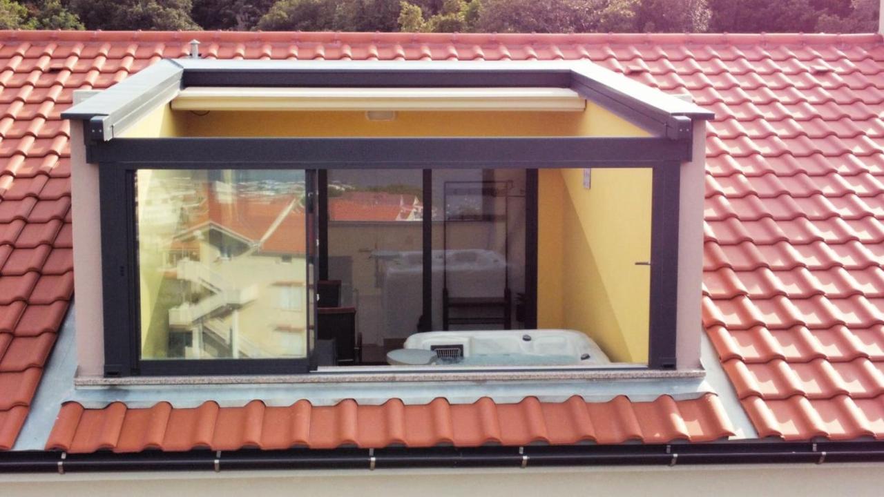 Apartments Nina Rab Town Bagian luar foto