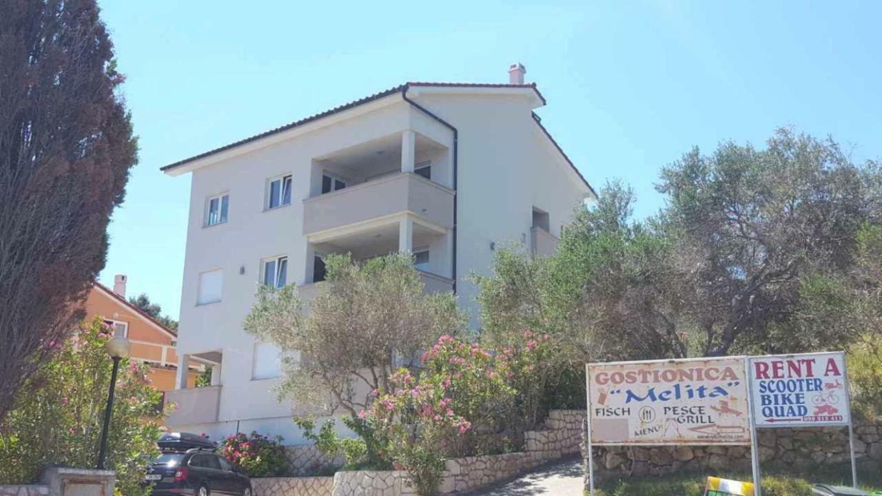 Apartments Nina Rab Town Bagian luar foto